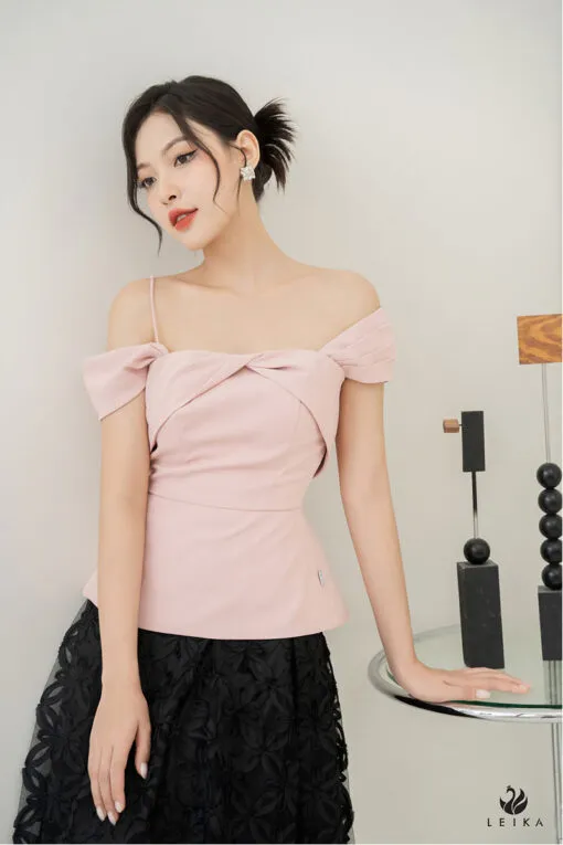 Mang Lại Vẻ Nữ Tính, Dịu Dàng và Thanh Lịch