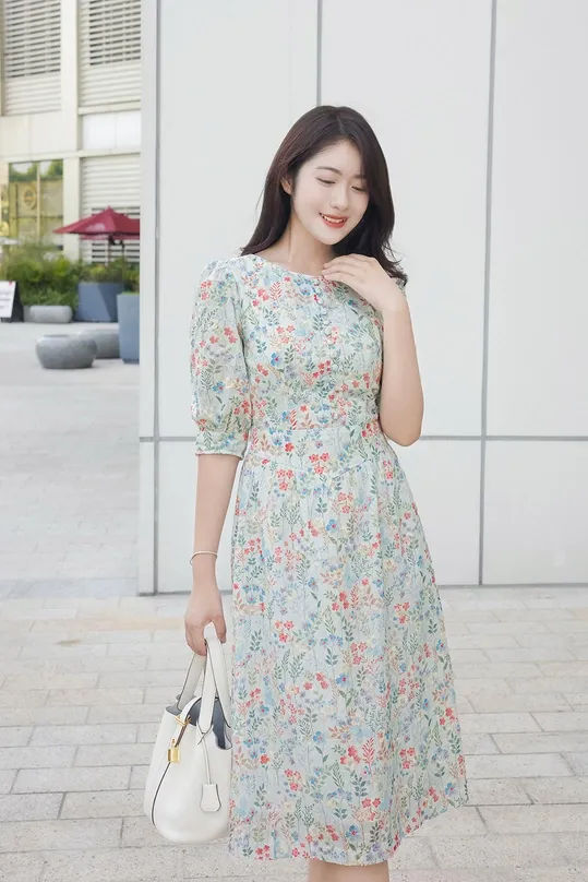 Váy Đẹp Cho Nàng Dáng Đồng Hồ Cát (Thân Hình Cân Đối, Eo Thon)
